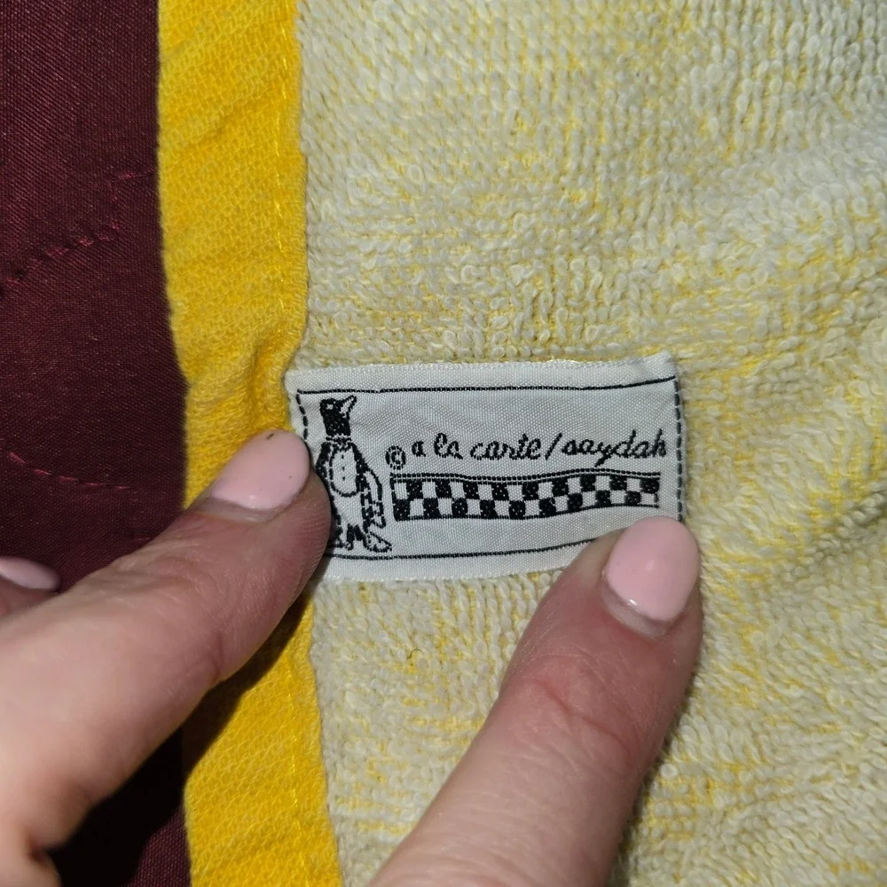Vintage 1980s Beach Towel 100% Cotton Flamingo Beach Sun Club Saydah Yellow‎